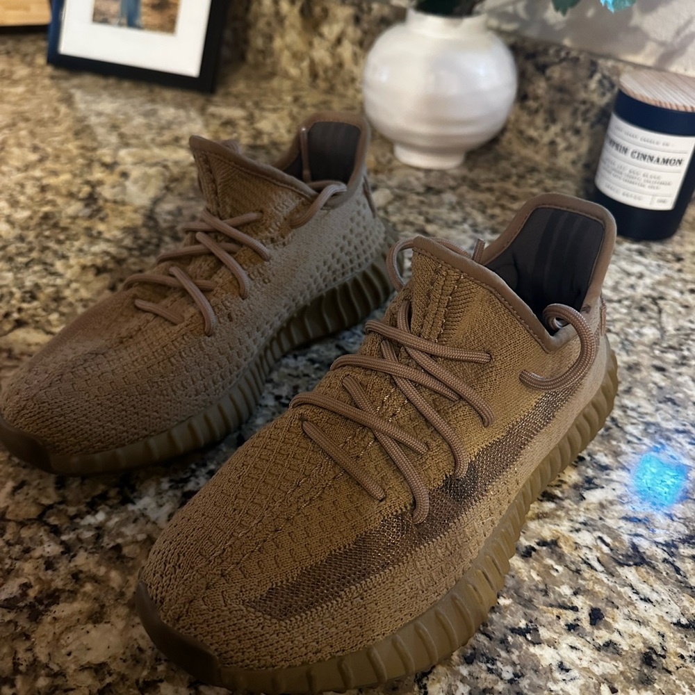 Yeezy Brown Sneakers with Sleek Knit Design
